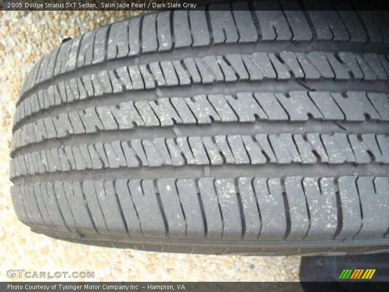 Satin Jade Pearl / Dark Slate Gray 2005 Dodge Stratus SXT Sedan