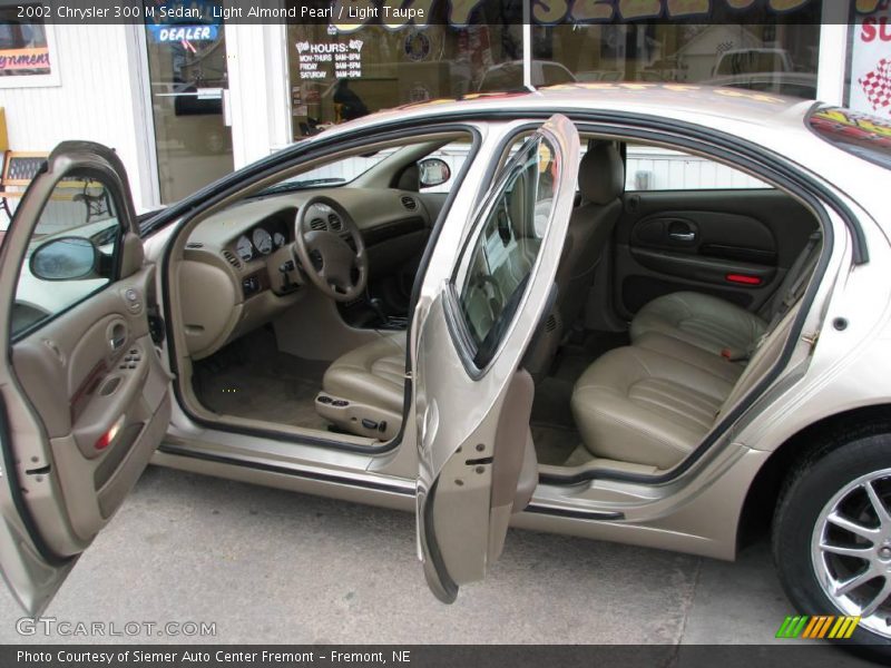 Light Almond Pearl / Light Taupe 2002 Chrysler 300 M Sedan