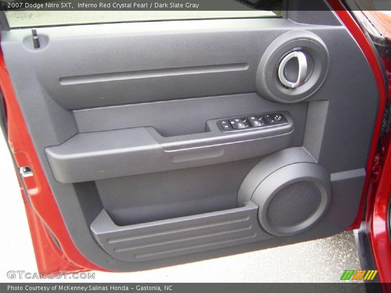 Inferno Red Crystal Pearl / Dark Slate Gray 2007 Dodge Nitro SXT