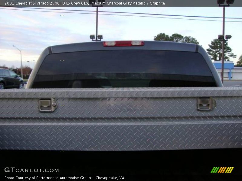 Medium Charcoal Gray Metallic / Graphite 2001 Chevrolet Silverado 2500HD LS Crew Cab