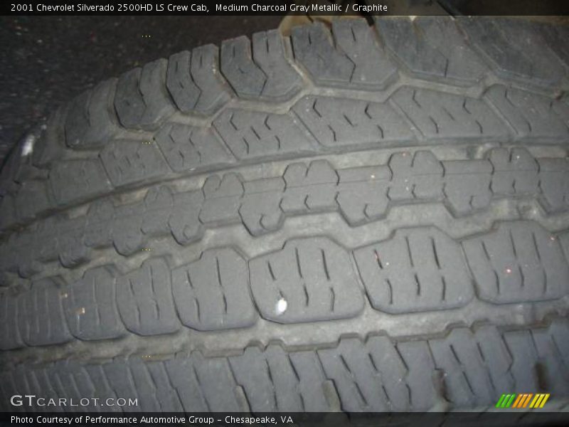 Medium Charcoal Gray Metallic / Graphite 2001 Chevrolet Silverado 2500HD LS Crew Cab