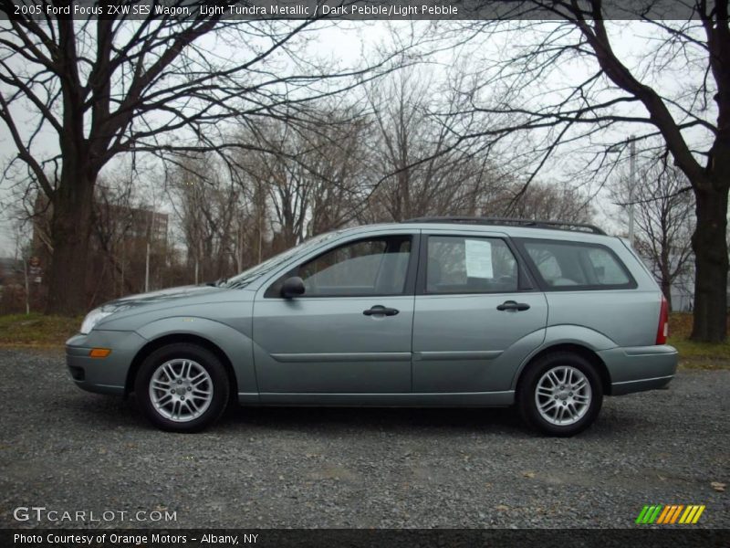 Light Tundra Metallic / Dark Pebble/Light Pebble 2005 Ford Focus ZXW SES Wagon
