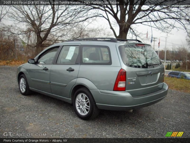 Light Tundra Metallic / Dark Pebble/Light Pebble 2005 Ford Focus ZXW SES Wagon