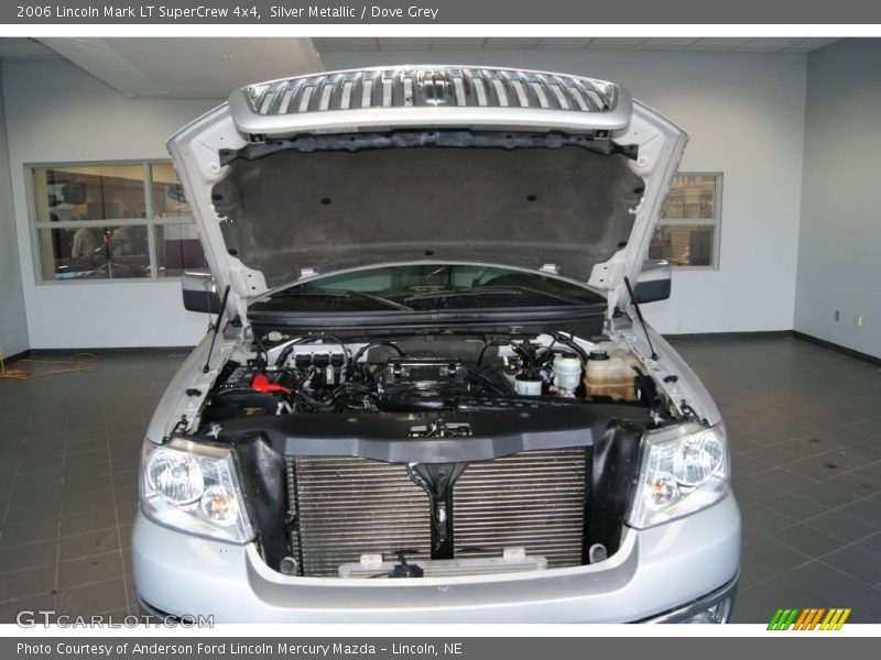 Silver Metallic / Dove Grey 2006 Lincoln Mark LT SuperCrew 4x4