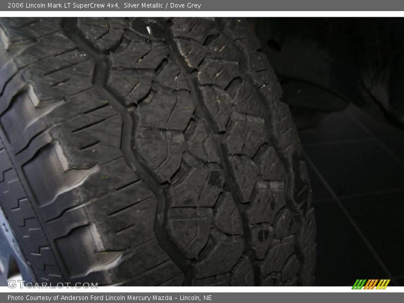Silver Metallic / Dove Grey 2006 Lincoln Mark LT SuperCrew 4x4