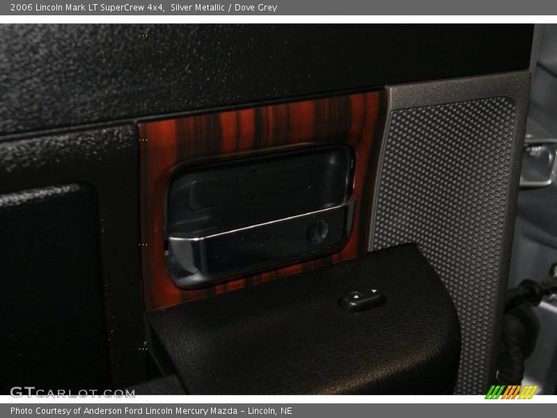 Silver Metallic / Dove Grey 2006 Lincoln Mark LT SuperCrew 4x4