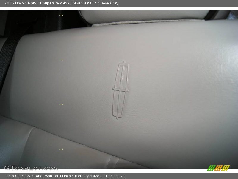 Silver Metallic / Dove Grey 2006 Lincoln Mark LT SuperCrew 4x4