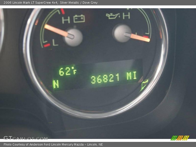 Silver Metallic / Dove Grey 2006 Lincoln Mark LT SuperCrew 4x4