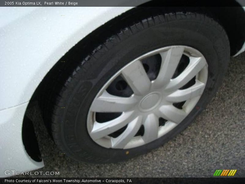 Pearl White / Beige 2005 Kia Optima LX