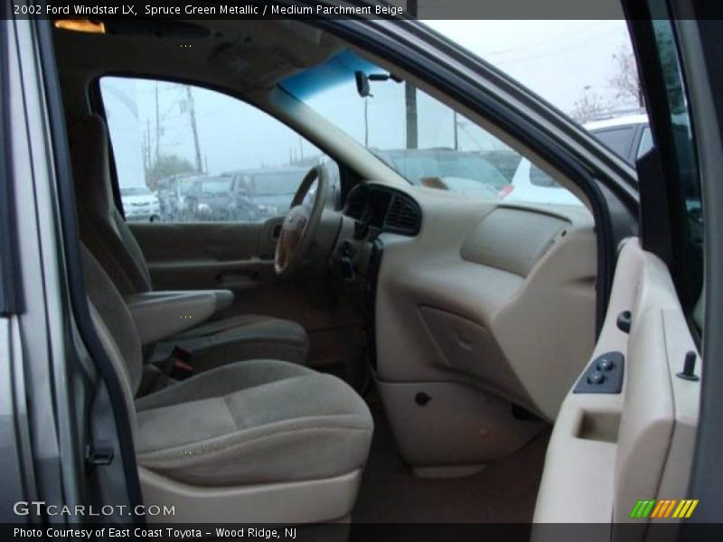 Spruce Green Metallic / Medium Parchment Beige 2002 Ford Windstar LX
