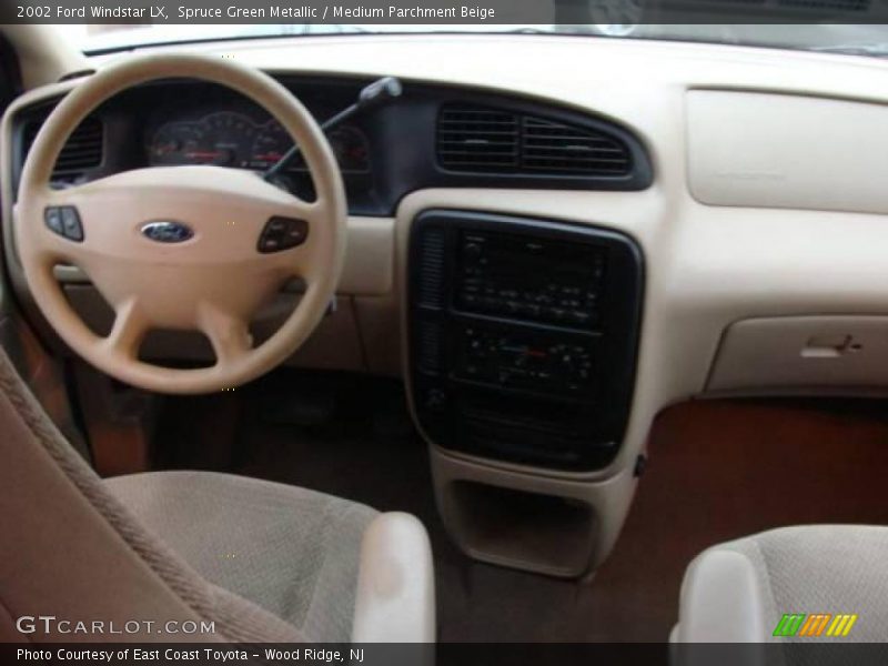 Spruce Green Metallic / Medium Parchment Beige 2002 Ford Windstar LX
