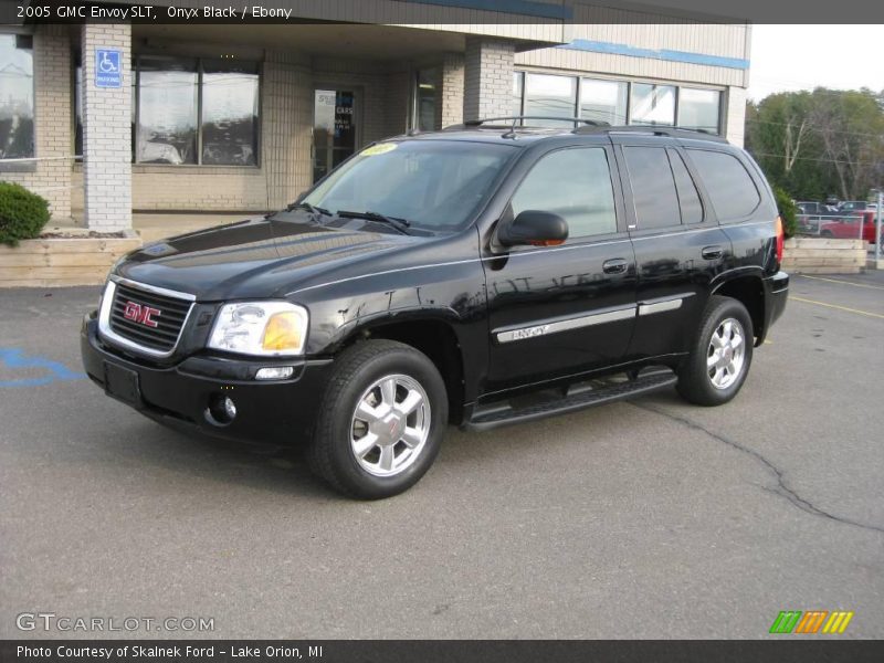 Onyx Black / Ebony 2005 GMC Envoy SLT