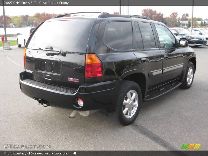 Onyx Black / Ebony 2005 GMC Envoy SLT