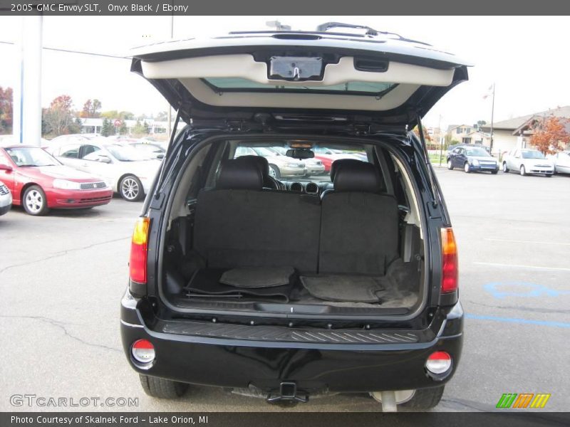Onyx Black / Ebony 2005 GMC Envoy SLT