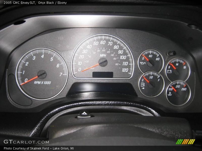 Onyx Black / Ebony 2005 GMC Envoy SLT