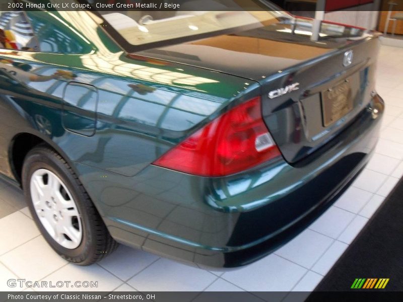 Clover Green Metallic / Beige 2002 Honda Civic LX Coupe