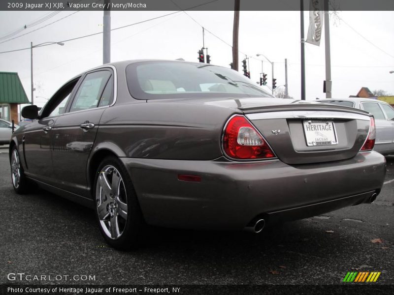 Vapour Grey / Ivory/Mocha 2009 Jaguar XJ XJ8