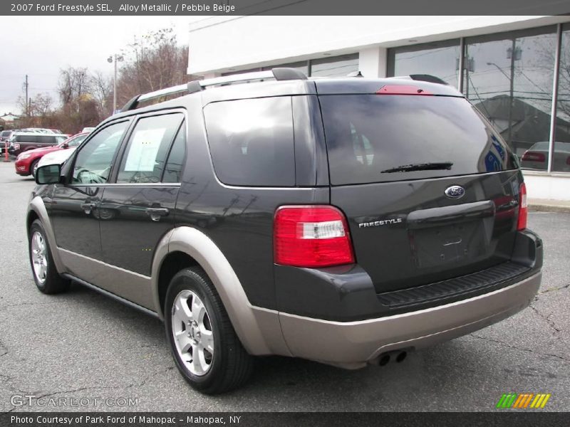 Alloy Metallic / Pebble Beige 2007 Ford Freestyle SEL