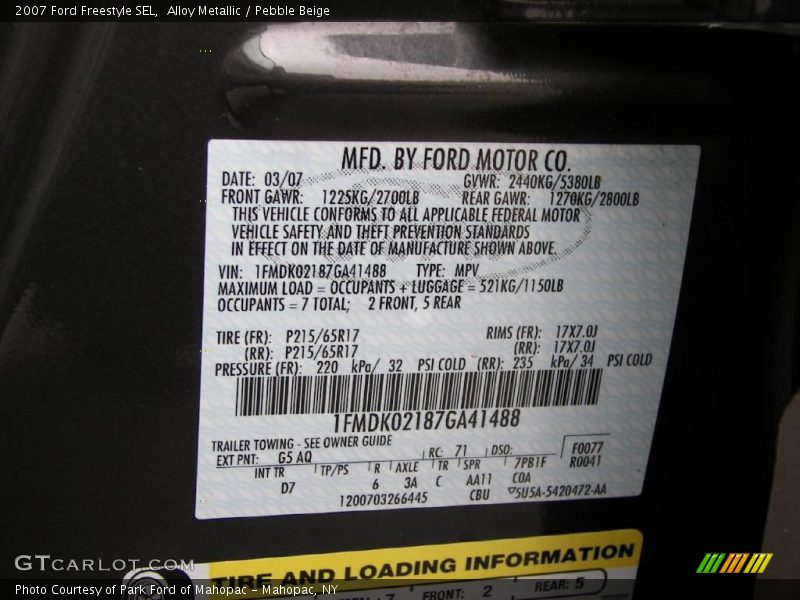 Alloy Metallic / Pebble Beige 2007 Ford Freestyle SEL