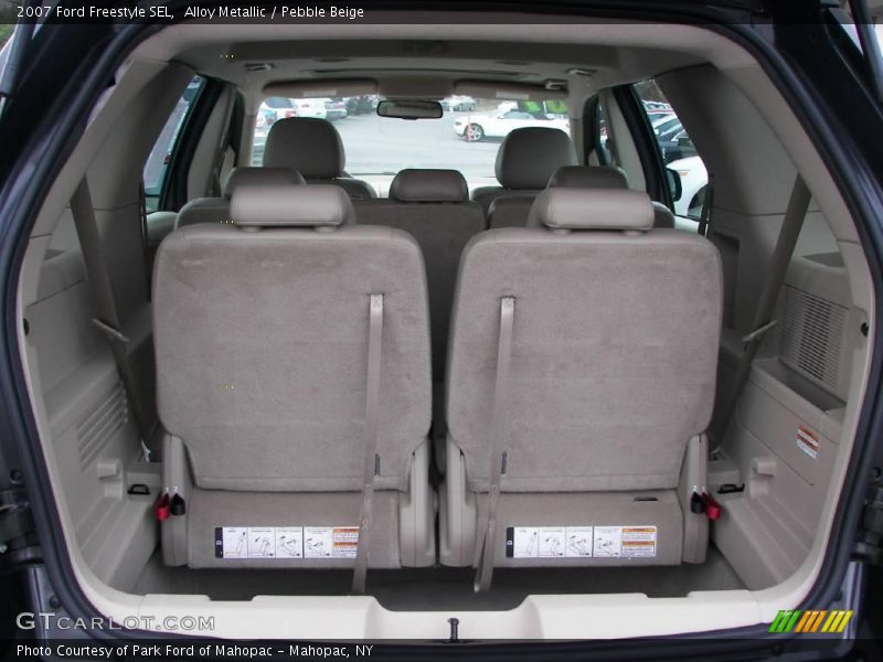 Alloy Metallic / Pebble Beige 2007 Ford Freestyle SEL