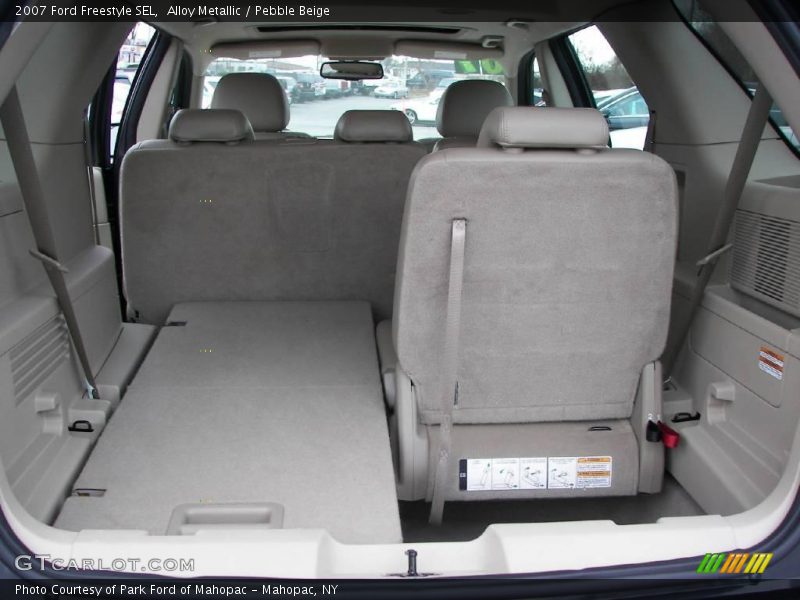 Alloy Metallic / Pebble Beige 2007 Ford Freestyle SEL