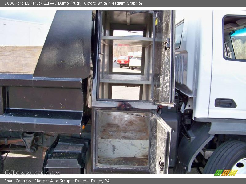 Oxford White / Medium Graphite 2006 Ford LCF Truck LCF-45 Dump Truck