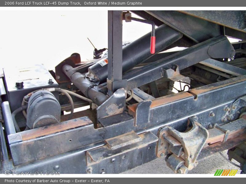 Oxford White / Medium Graphite 2006 Ford LCF Truck LCF-45 Dump Truck