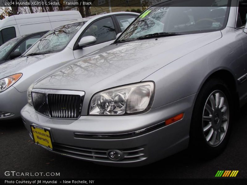 Titanium / Black 2004 Hyundai XG350 L Sedan