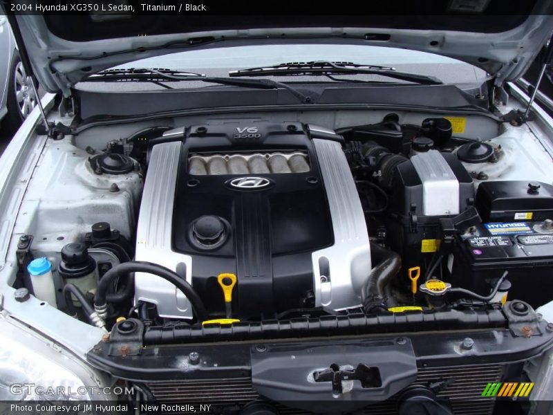 Titanium / Black 2004 Hyundai XG350 L Sedan