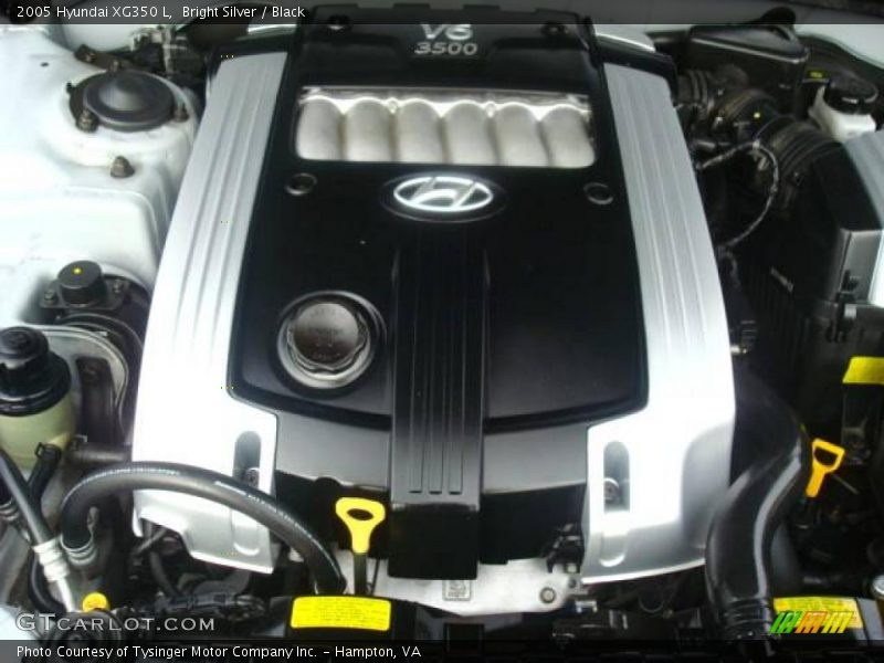 Bright Silver / Black 2005 Hyundai XG350 L