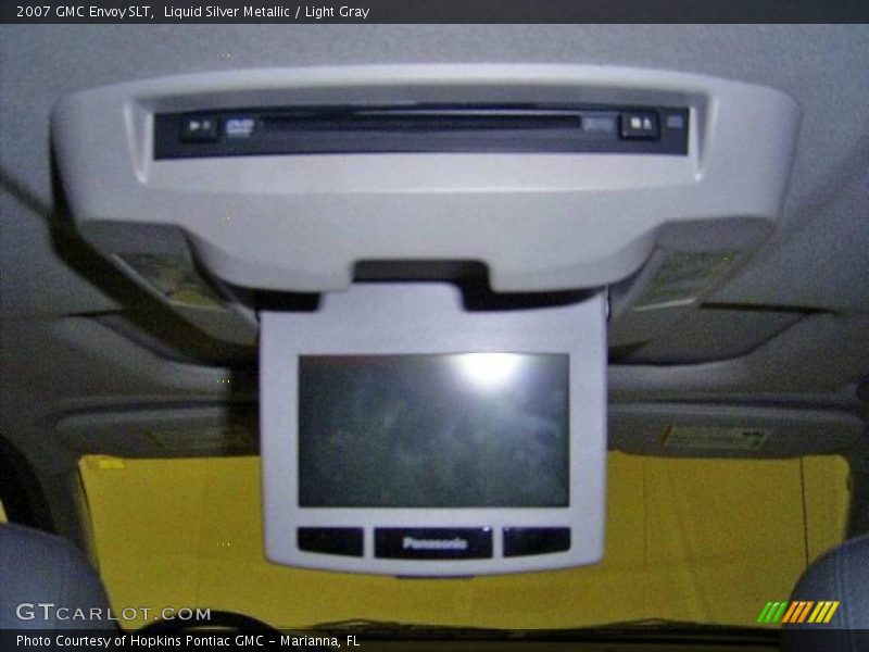 Liquid Silver Metallic / Light Gray 2007 GMC Envoy SLT