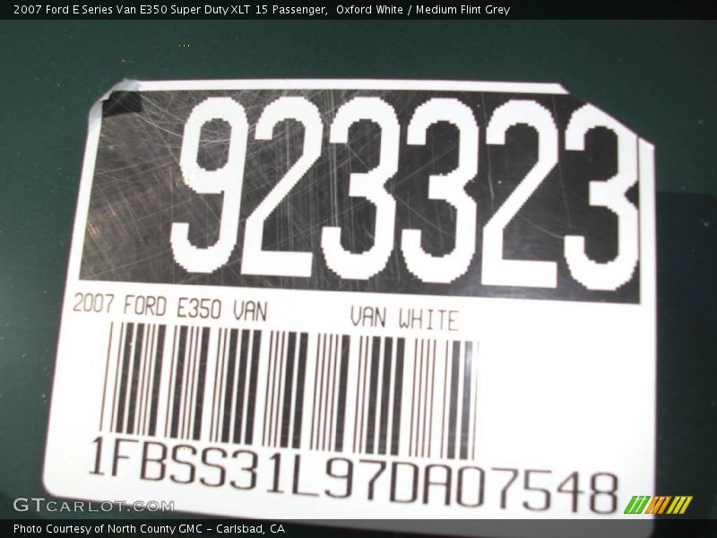 Oxford White / Medium Flint Grey 2007 Ford E Series Van E350 Super Duty XLT 15 Passenger