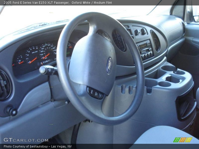 Oxford White / Medium Flint 2005 Ford E Series Van E150 XLT Passenger