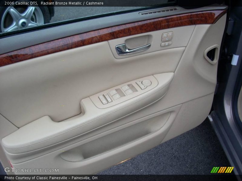 Radiant Bronze Metallic / Cashmere 2006 Cadillac DTS