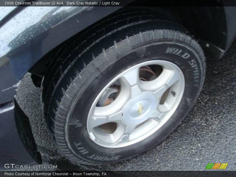 Dark Gray Metallic / Light Gray 2006 Chevrolet TrailBlazer LS 4x4
