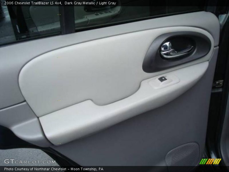 Dark Gray Metallic / Light Gray 2006 Chevrolet TrailBlazer LS 4x4