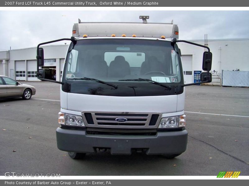 Oxford White / Medium Graphite 2007 Ford LCF Truck L45 Commercial Utility Truck