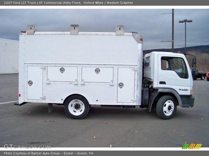 Oxford White / Medium Graphite 2007 Ford LCF Truck L45 Commercial Utility Truck