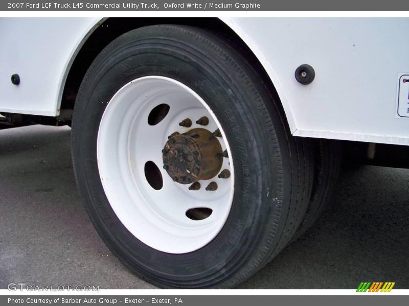 Oxford White / Medium Graphite 2007 Ford LCF Truck L45 Commercial Utility Truck