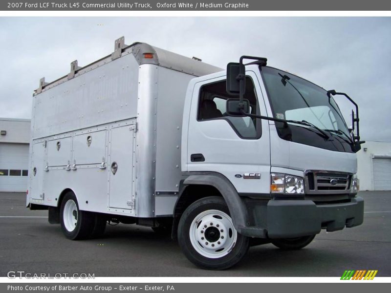 Oxford White / Medium Graphite 2007 Ford LCF Truck L45 Commercial Utility Truck
