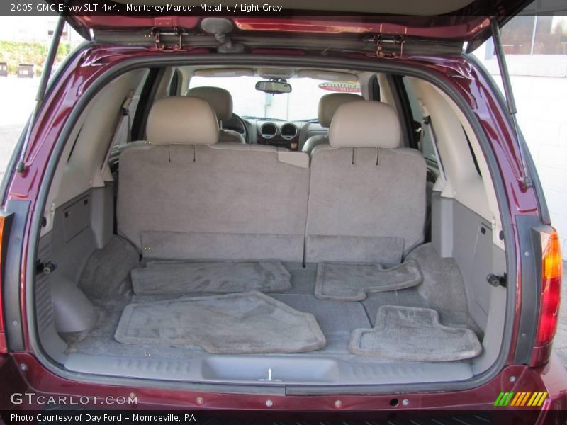 Monterey Maroon Metallic / Light Gray 2005 GMC Envoy SLT 4x4