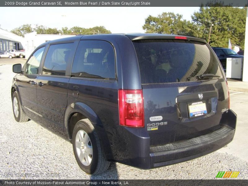 Modern Blue Pearl / Dark Slate Gray/Light Shale 2009 Dodge Grand Caravan SE