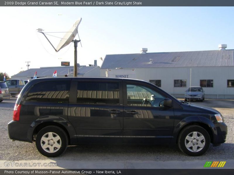 Modern Blue Pearl / Dark Slate Gray/Light Shale 2009 Dodge Grand Caravan SE