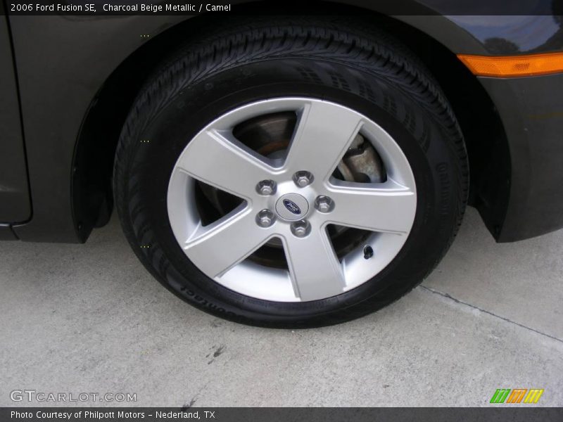 Charcoal Beige Metallic / Camel 2006 Ford Fusion SE