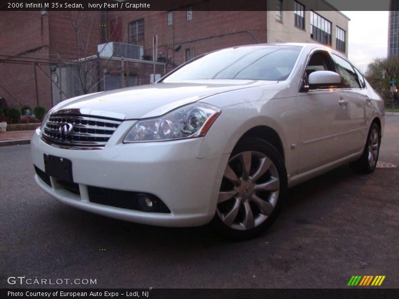 Ivory Pearl / Graphite 2006 Infiniti M 35x Sedan