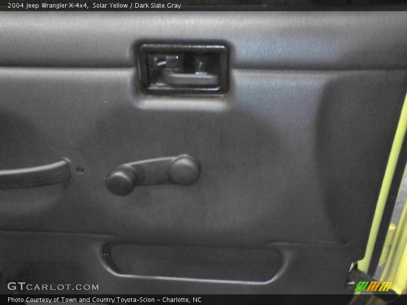 Solar Yellow / Dark Slate Gray 2004 Jeep Wrangler X 4x4