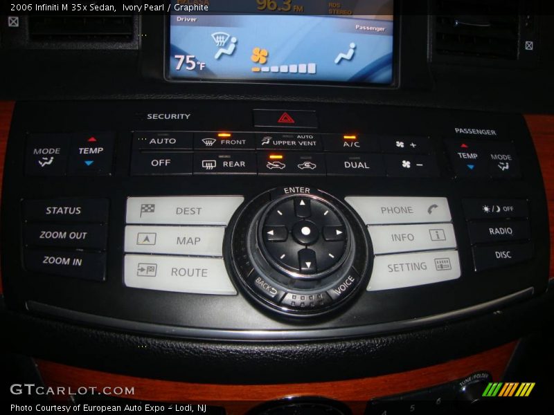 Ivory Pearl / Graphite 2006 Infiniti M 35x Sedan