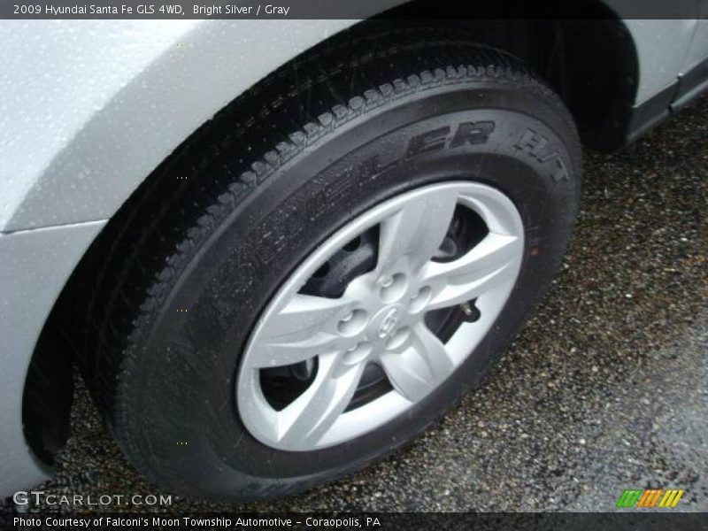 Bright Silver / Gray 2009 Hyundai Santa Fe GLS 4WD