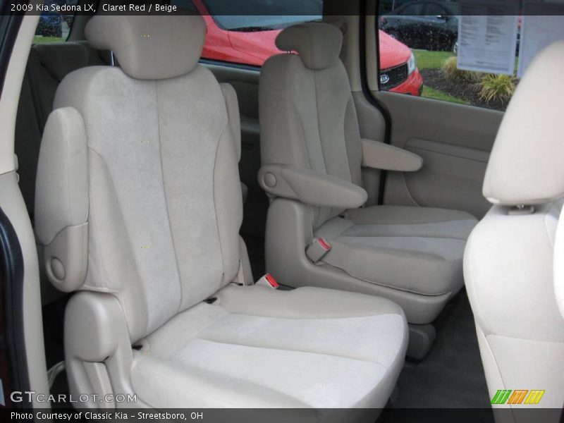 Claret Red / Beige 2009 Kia Sedona LX