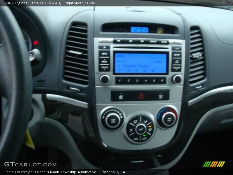 Bright Silver / Gray 2009 Hyundai Santa Fe GLS 4WD
